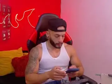 Chaturbate Nude Webcam of mike_savage3