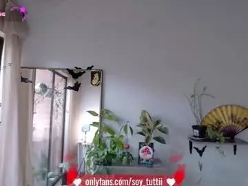 Chaturbate Nude Webcam of sweet_bluee