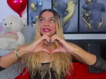 Chaturbate Free Porn Cam of angeline_focus