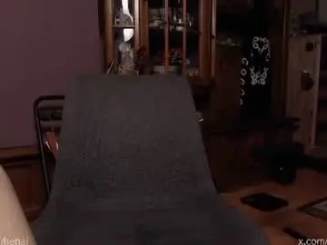 Chaturbate Live Sex Cam of hengen_aiken