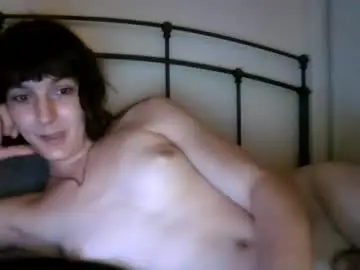 Chaturbate Nude Webcam of mia_177