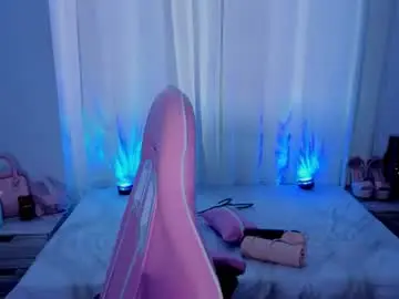 Chaturbate Live Sex Cam of lyavalmont