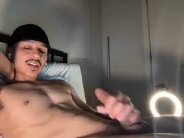 Chaturbate Sex Cam of xmomentumx