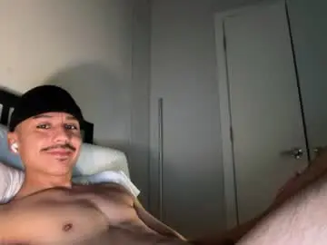 Chaturbate Private Sex Chat of xmomentumx