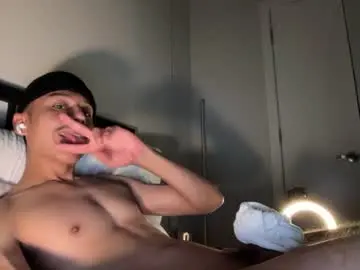 Chaturbate Live Sex of xmomentumx