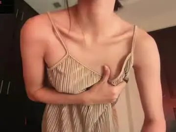 Chaturbate Live Sex Cam of your_luna_