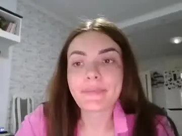 Chaturbate Live Sex Cam of _hidden_frommymoom_