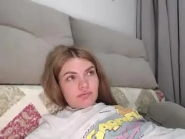 Chaturbate Adult Video Chat of _hidden_frommymoom_