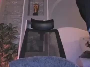 Chaturbate Live Porn of dominic_de_luca