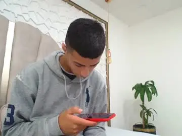 Chaturbate Live Porn of mr_porn_9