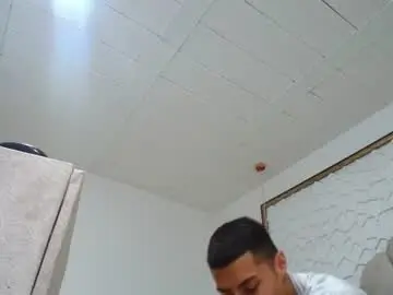 Chaturbate Adult Webcams of mr_porn_9