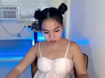 Chaturbate Live Sex Cam of princess_yurie