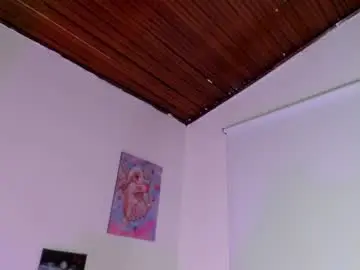 Chaturbate Watch Live Sex Cams of ale_alejandra