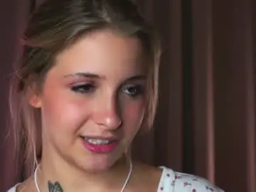 Chaturbate Adult Video Chat of ceceliapidcock