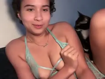 Chaturbate Free Live Porn of lunaloopzz