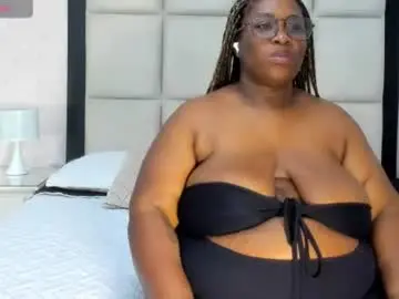 Chaturbate Free Porn Cam of treisyvixen