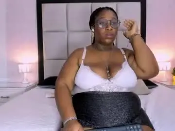 Chaturbate Sex Chat of treisyvixen