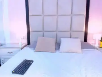 Chaturbate Adult Webcam of treisyvixen