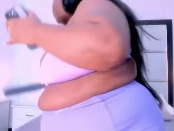 Chaturbate Live Sex of treisyvixen
