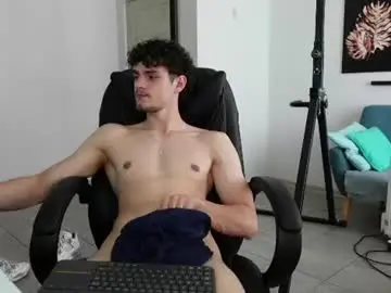 Chaturbate Best live sex cam show of brad_holloway