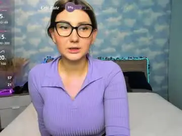 Chaturbate Live Porn of nikkikiss___