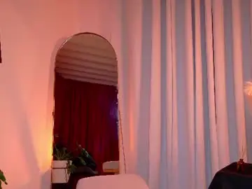 Chaturbate Nude Webcam of zara_nova