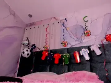 Chaturbate Free Porn Cam of antonella_rossi24