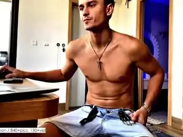 Chaturbate Best live sex cam show of atreyon