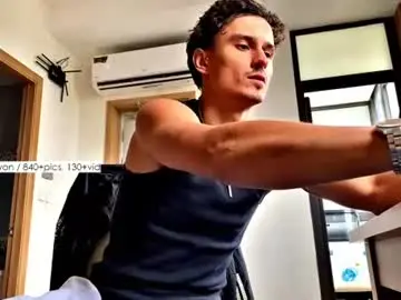 Chaturbate Best live sex cam show of atreyon