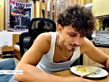 Chaturbate Live Sex Cam of atreyon