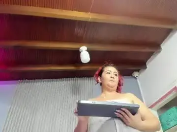 Chaturbate Free Porn Cam of paulinna_curvy