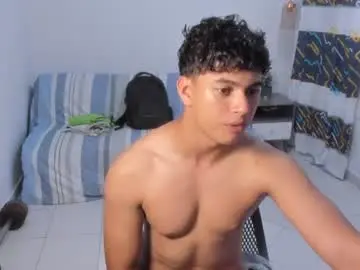 Chaturbate Live Sex Cam of santy_stump