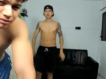 Chaturbate Watch Live Sex Cams of santy_stump