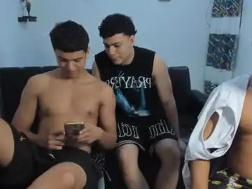 Chaturbate Live Sex of santy_stump