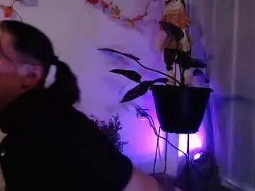 Chaturbate Best live sex cam show of elly_uwuw