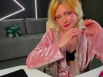 Chaturbate Free Porn Cam of kiki_peach