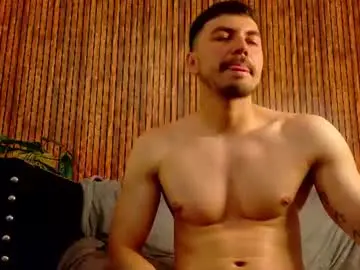 Chaturbate Live Porn of adrianoricci