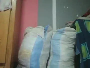 Chaturbate Watch Live Sex Cams of aicha_boobs