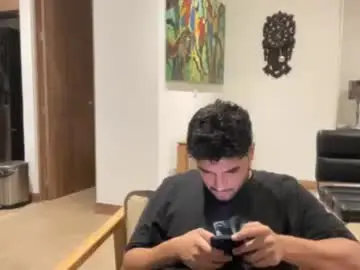 Chaturbate Live Sex Cam of bdever7