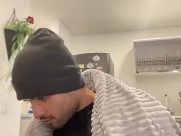 Chaturbate Live Sex Cam of bdever7