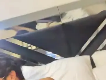 Chaturbate Live Sex Cam of bdever7