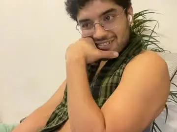 Chaturbate Live Sex Cam of bdever7