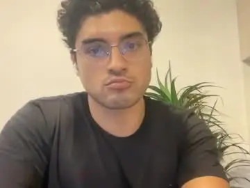 Chaturbate Live Sex Cam of bdever7
