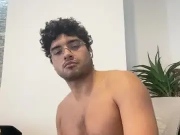 Chaturbate Live Sex Cam of bdever7