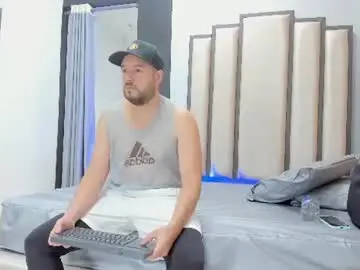 Chaturbate Live Sex Cam of nicola_d_angelo