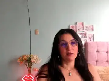 Chaturbate Sex Cam of talia_mystic