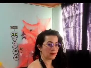 Chaturbate Nude Webcam of talia_mystic