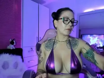 Chaturbate Live Sex Cam of bonnie_ray40