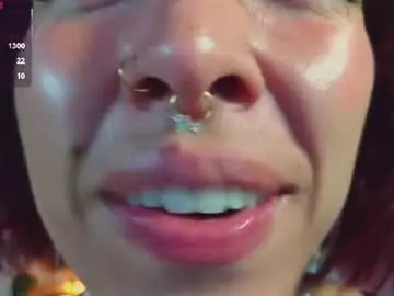 Chaturbate Live Porn of bri_von_dhara_