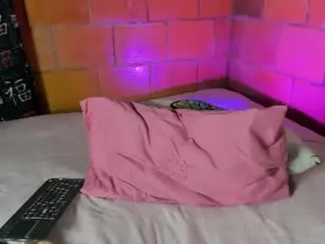 Chaturbate Watch Live Sex Cams of samy__miller_